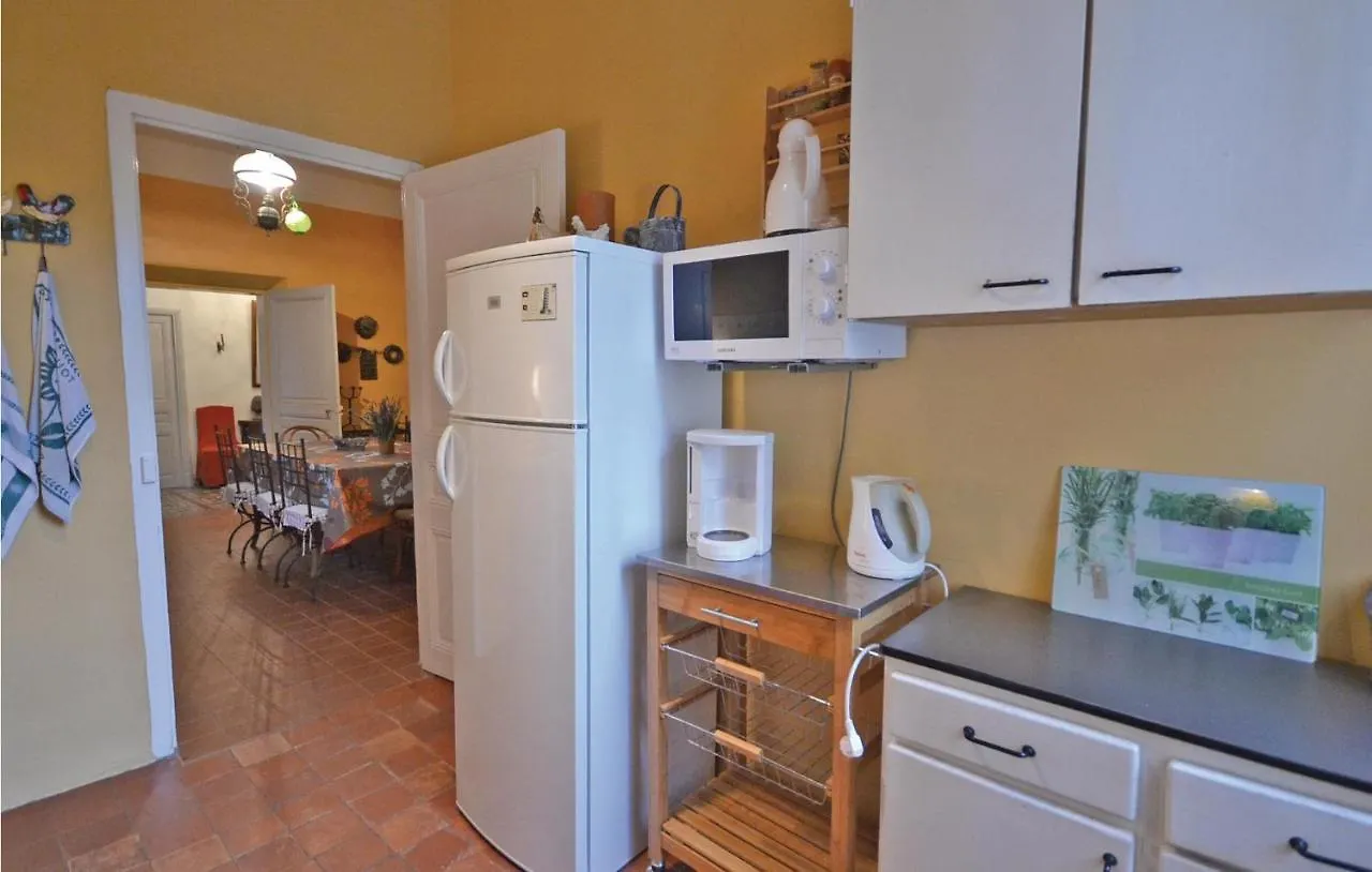 Lovely Home In Puymeras With Kitchen 0*,