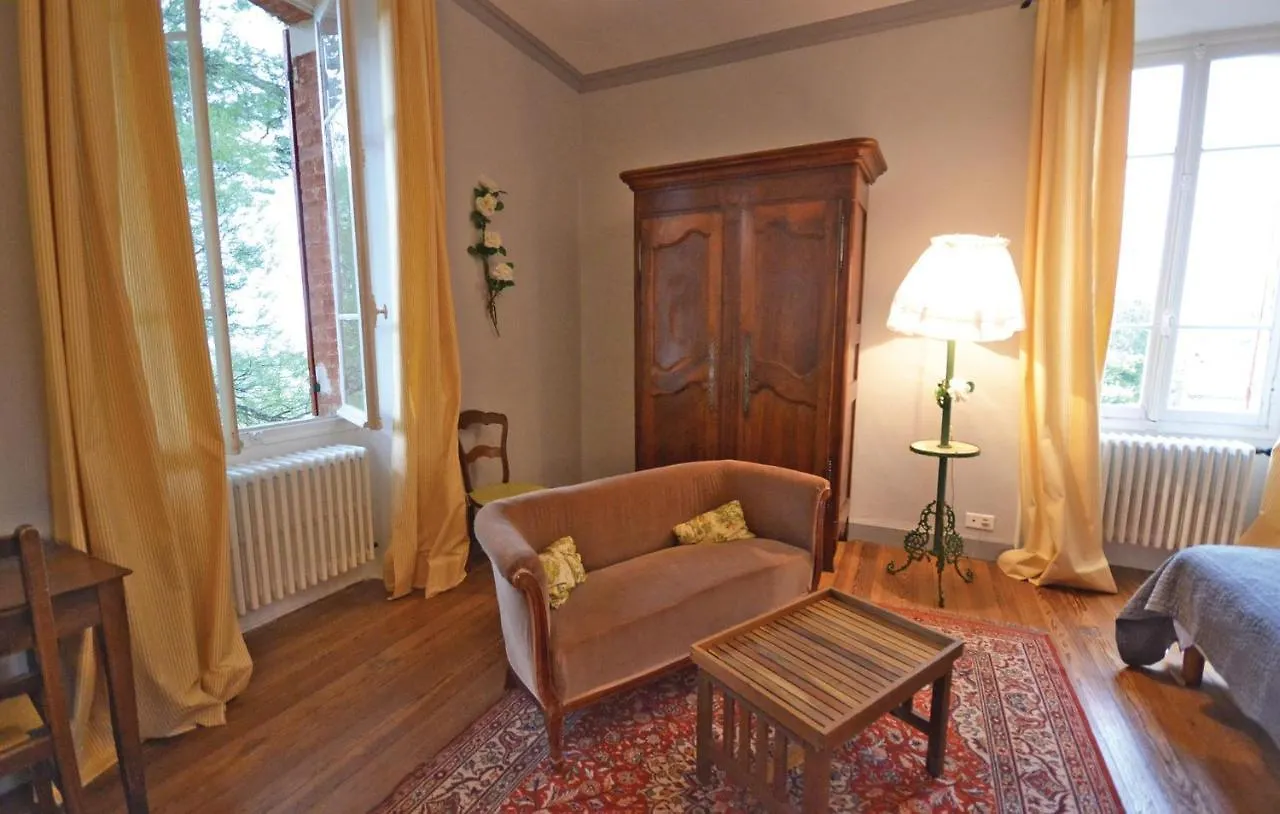 Lovely Home In Puymeras With Kitchen France